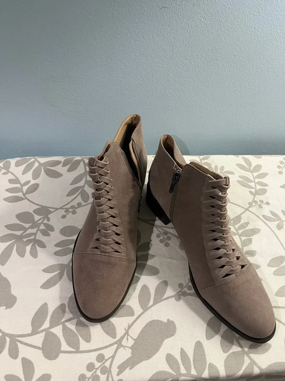 Klub Nico - anthropologie- suede booties - size 10 clean- boho chic
